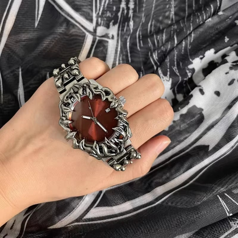 Classic Retro Claw Alabaster Style Y2K Watches for Men European and American Watch Fashion Cool Alien Advanced Ins Niche Design